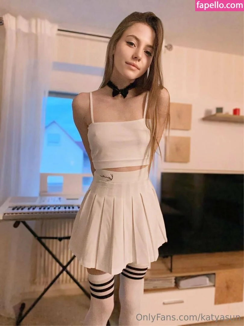 katyasun Onlyfans Photo Gallery 