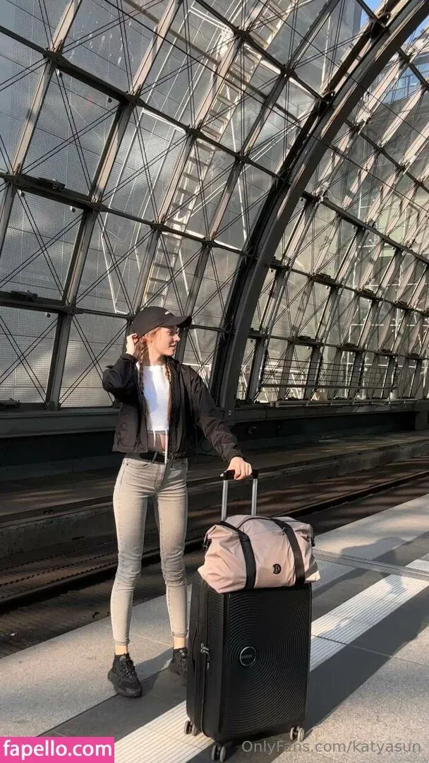 katyasun Onlyfans Photo Gallery 