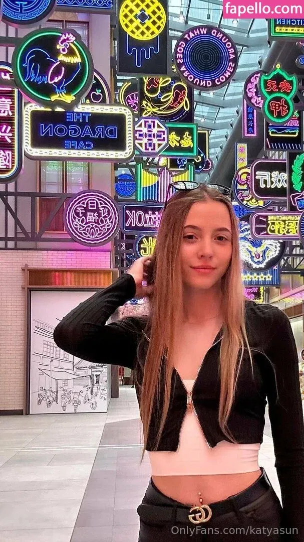 katyasun Onlyfans Photo Gallery 