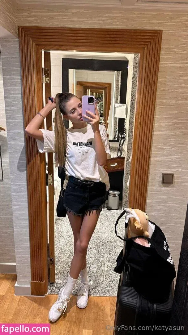 katyasun Onlyfans Photo Gallery 