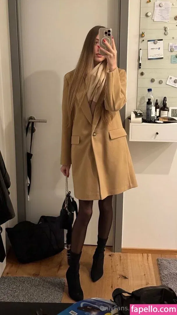 katyasun Onlyfans Photo Gallery 