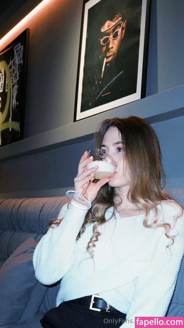 katyasun Onlyfans Photo Gallery 