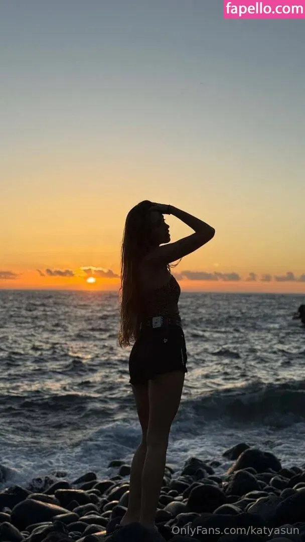 katyasun Onlyfans Photo Gallery 