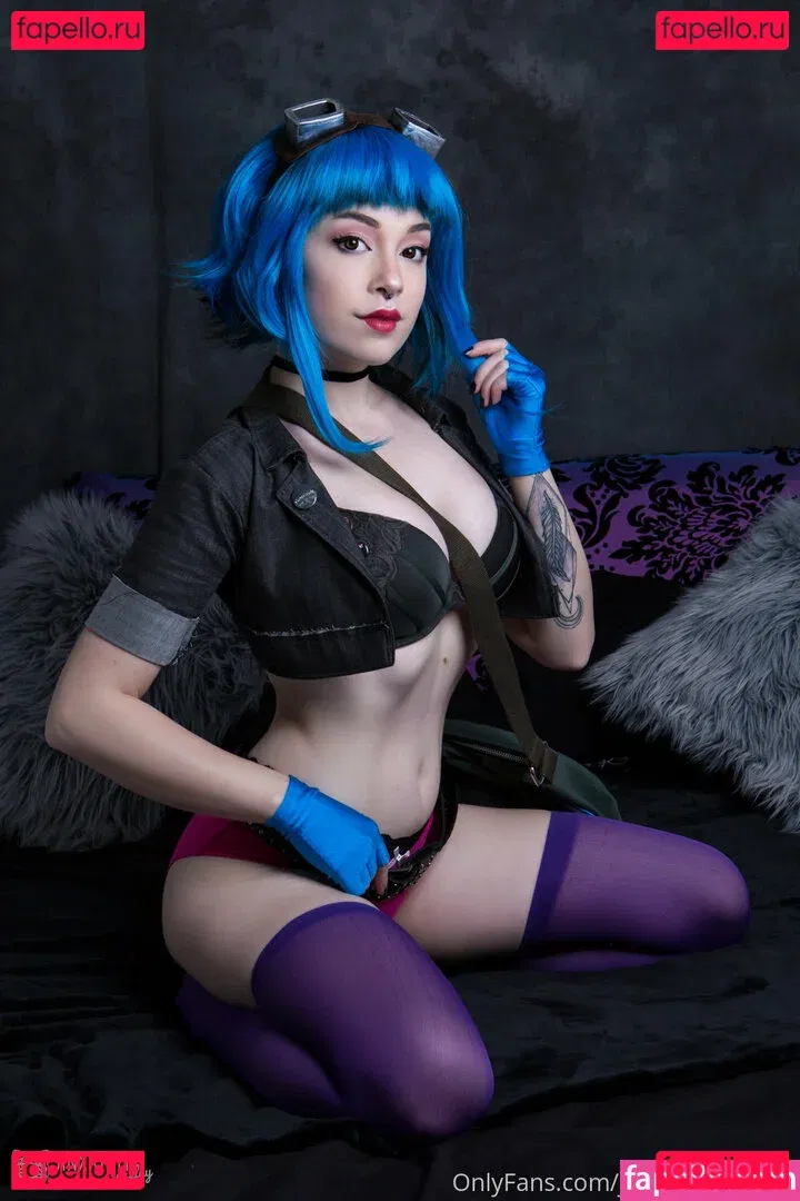 JinxieCosplay Onlyfans Photo Gallery 