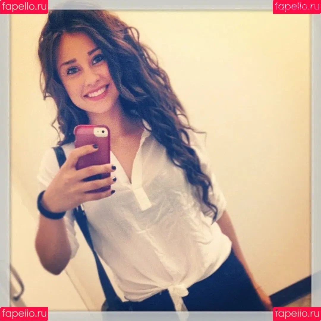 Yvette Monreal Onlyfans Photo Gallery 