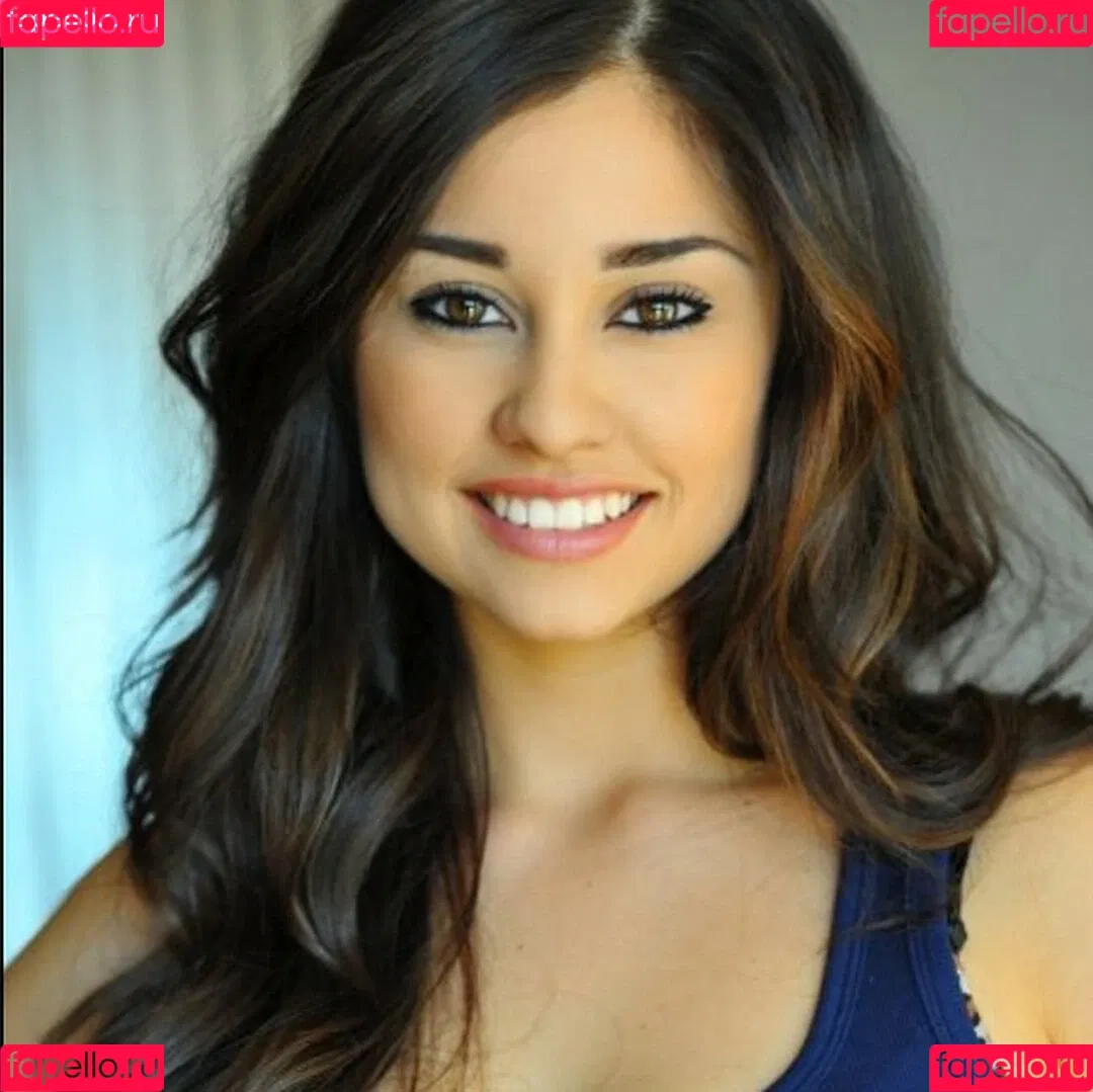 Yvette Monreal Onlyfans Photo Gallery 