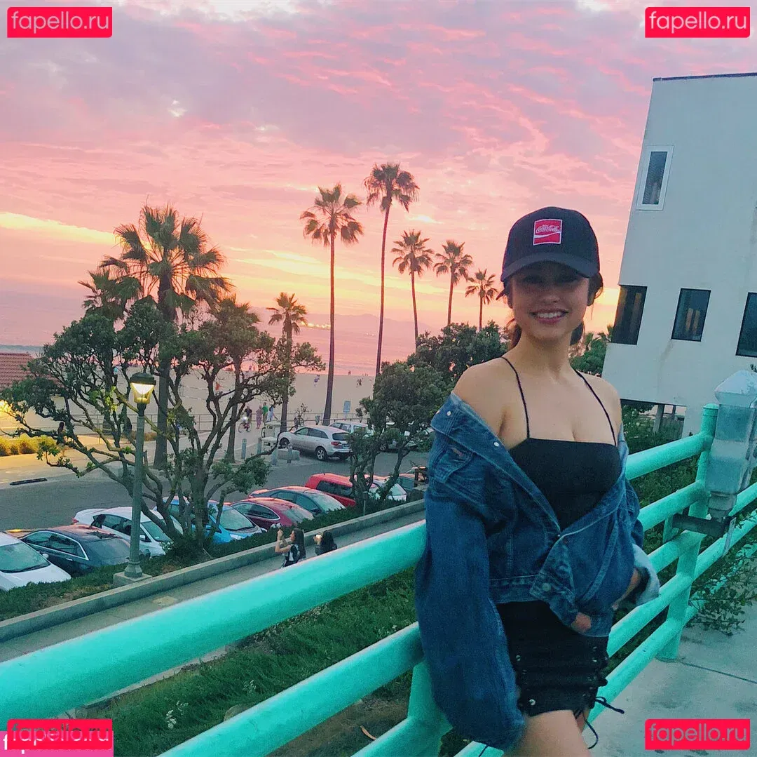 Yvette Monreal Onlyfans Photo Gallery 