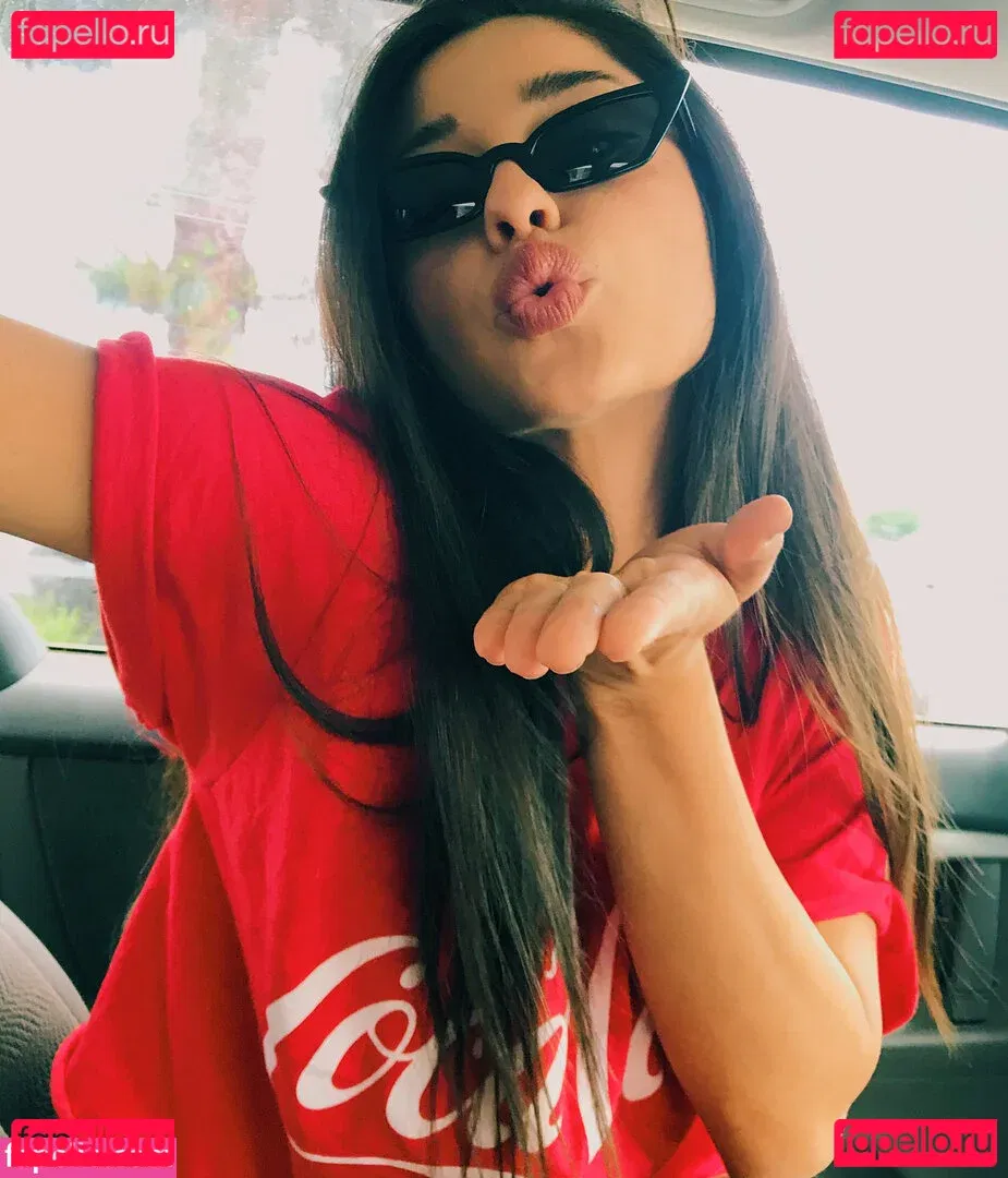 Yvette Monreal Onlyfans Photo Gallery 