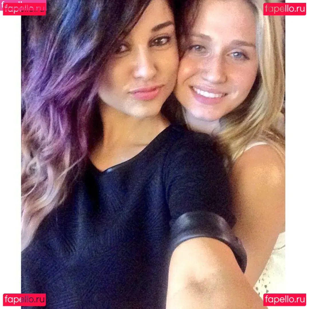 Yvette Monreal Onlyfans Photo Gallery 