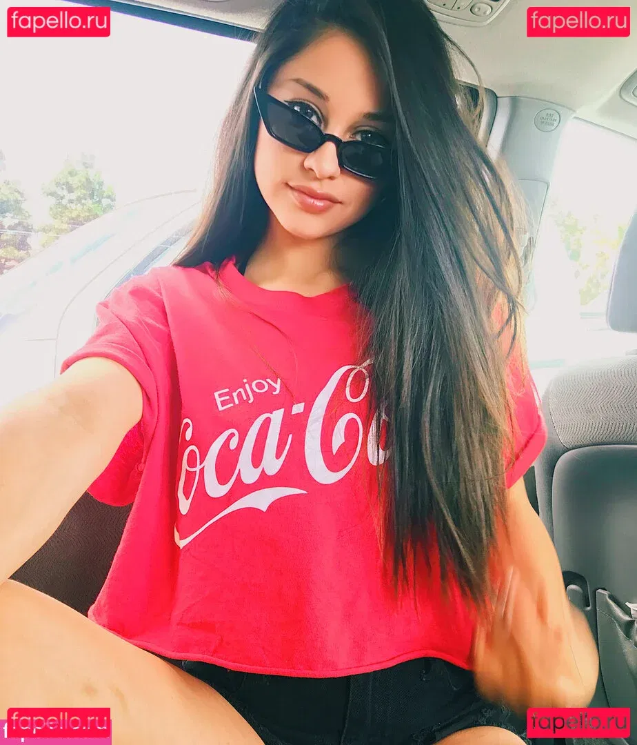 Yvette Monreal Onlyfans Photo Gallery 