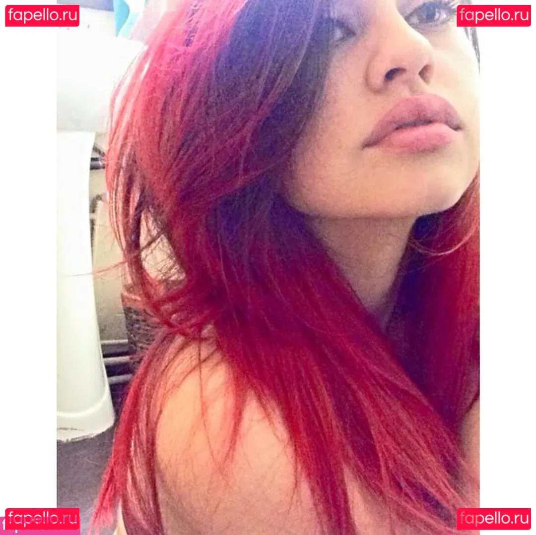 Yvette Monreal Onlyfans Photo Gallery 