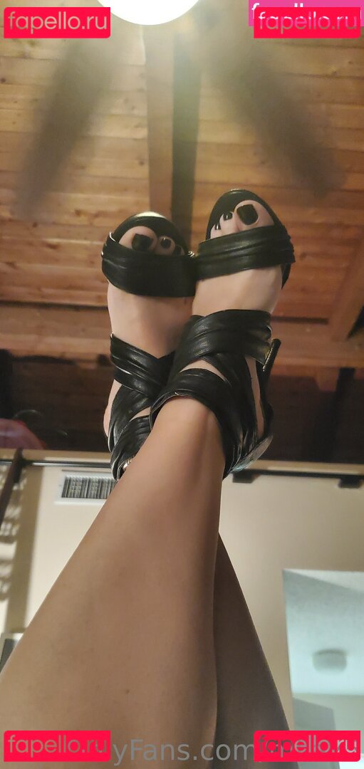 milax5 / milaxmartinez Onlyfans Photo Gallery 