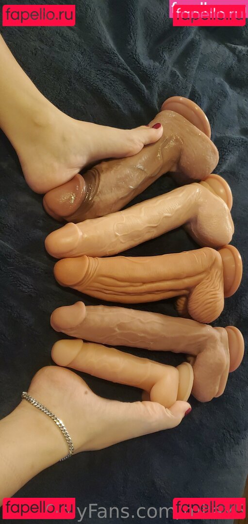 milax5 / milaxmartinez Onlyfans Photo Gallery 