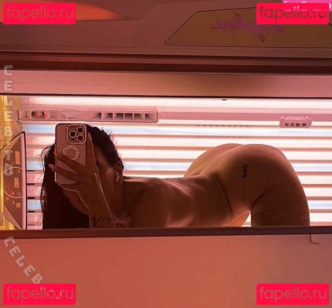 Arabe7la / arabellasdream666 Onlyfans Photo Gallery 