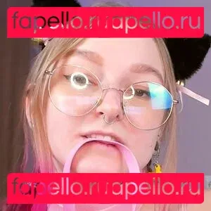 Lana Delmar Onlyfans Photo Gallery 