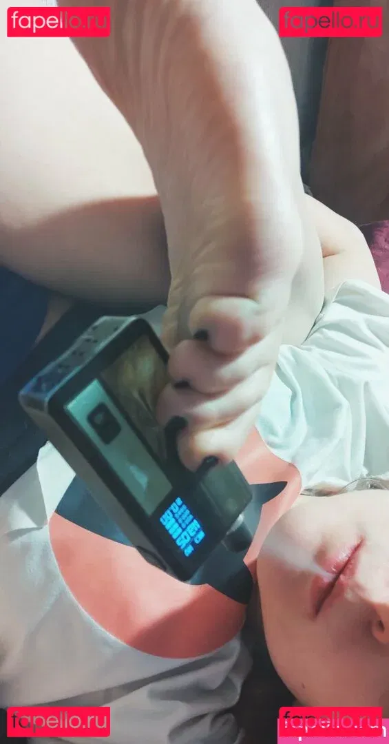 Lana Delmar Onlyfans Photo Gallery 