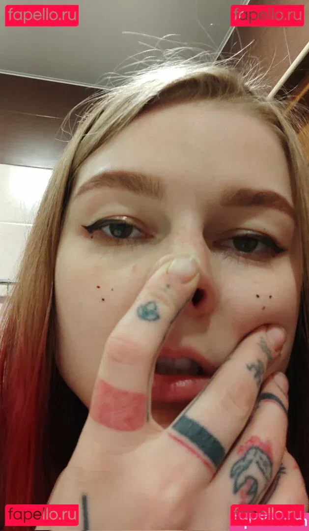 Lana Delmar Onlyfans Photo Gallery 