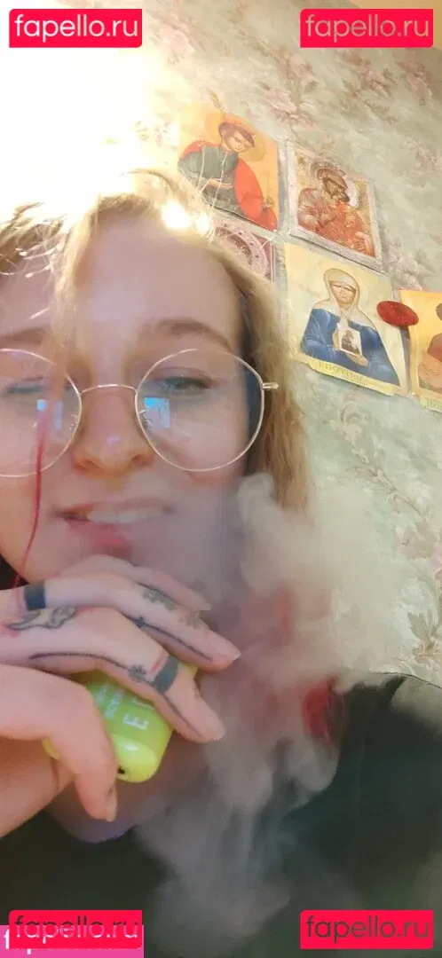 Lana Delmar Onlyfans Photo Gallery 