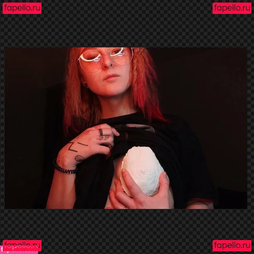 Lana Delmar Onlyfans Photo Gallery 