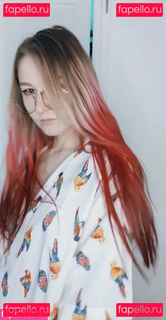 Lana Delmar Onlyfans Photo Gallery 