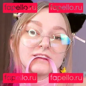 Lana Delmar Onlyfans Photo Gallery 