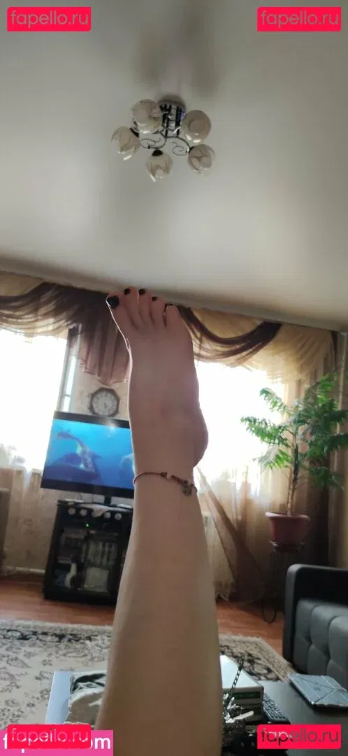 Lana Delmar Onlyfans Photo Gallery 