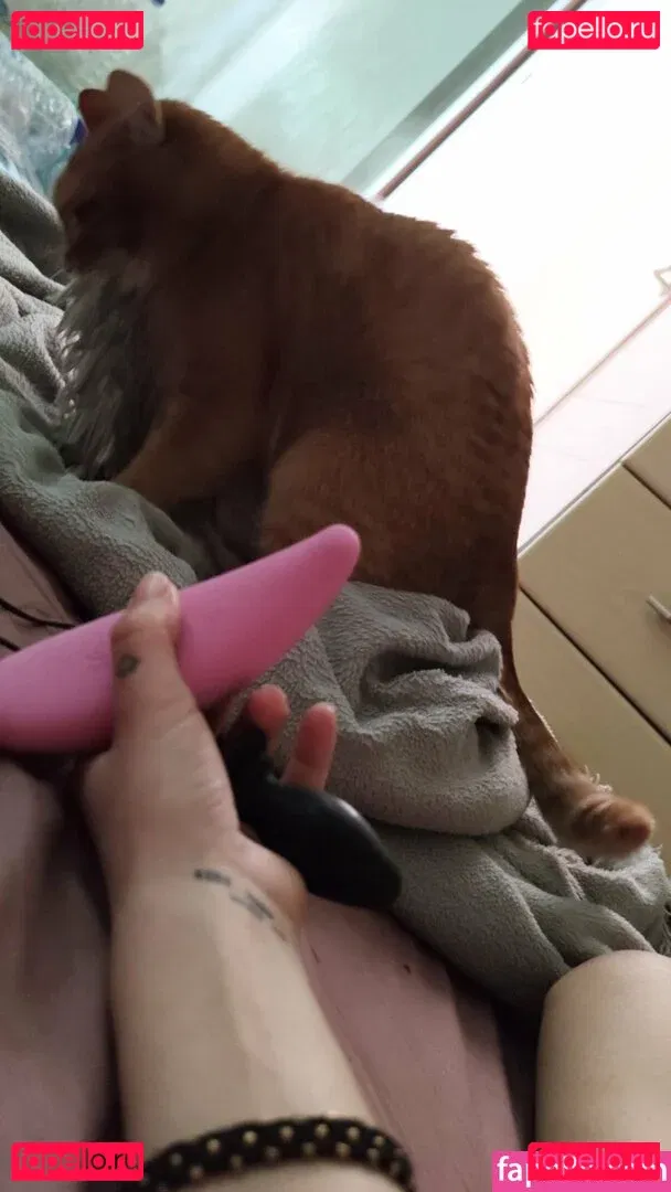 Lana Delmar Onlyfans Photo Gallery 