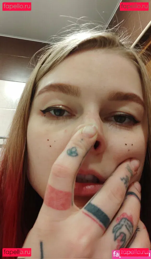 Lana Delmar Onlyfans Photo Gallery 