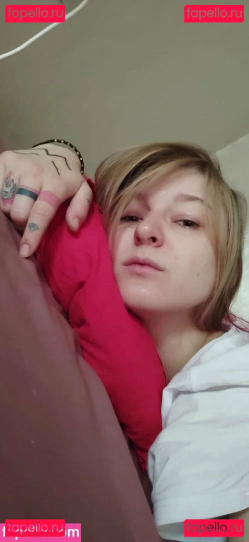 Lana Delmar Onlyfans Photo Gallery 