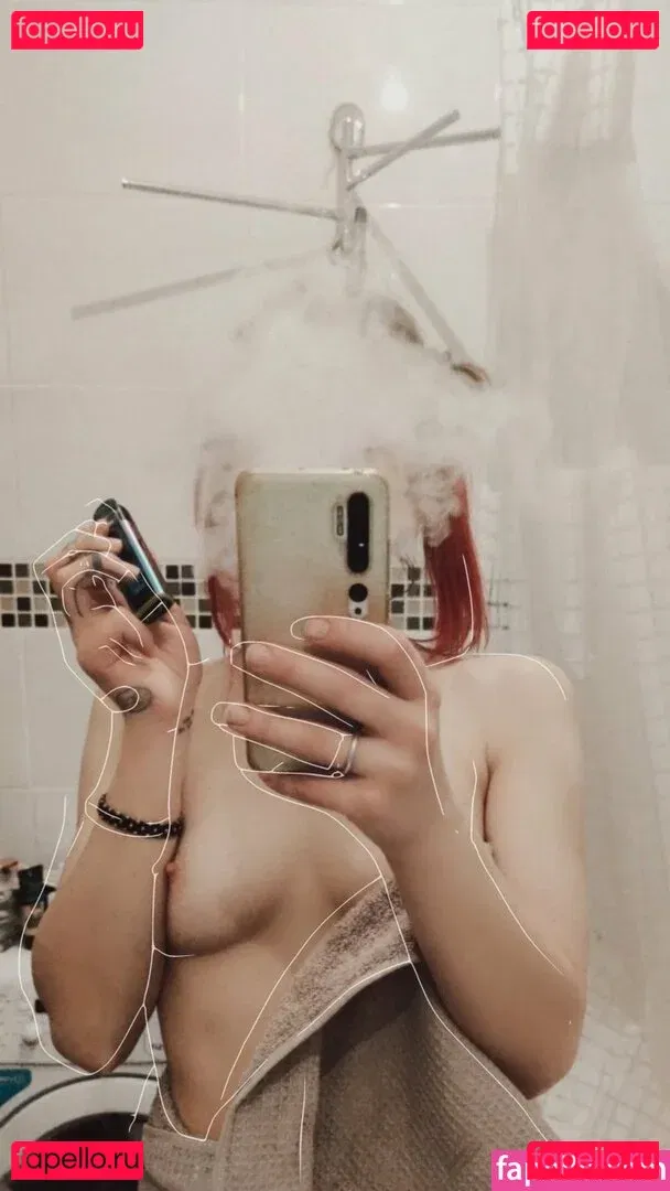 Lana Delmar Onlyfans Photo Gallery 