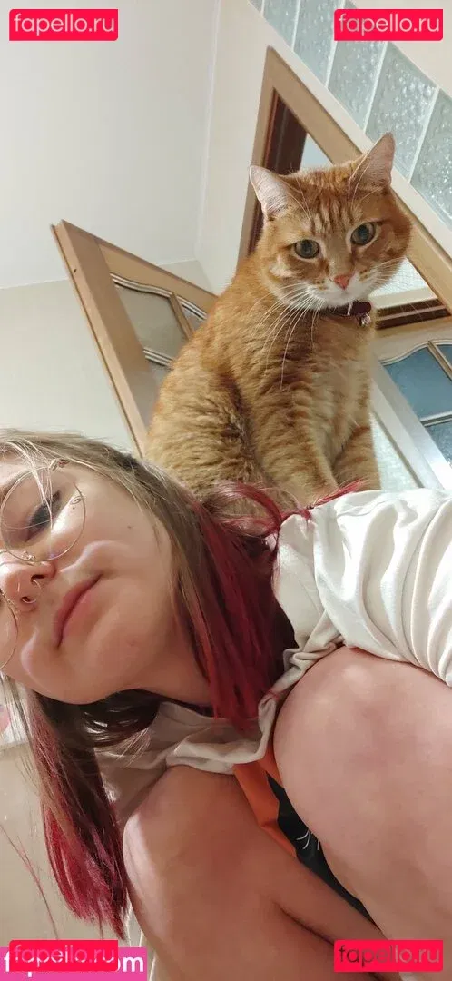 Lana Delmar Onlyfans Photo Gallery 