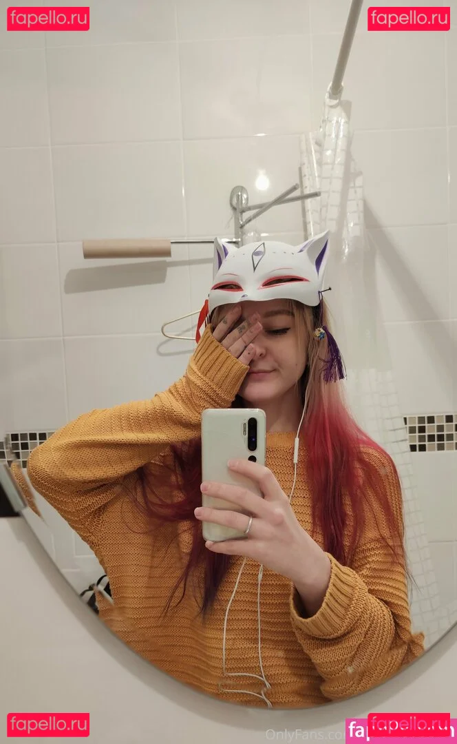 Lana Delmar Onlyfans Photo Gallery 