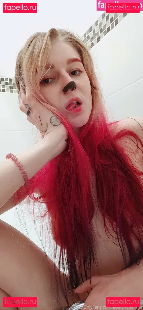 Lana Delmar Onlyfans Photo Gallery 