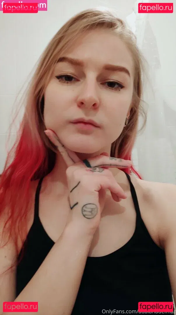 Lana Delmar Onlyfans Photo Gallery 