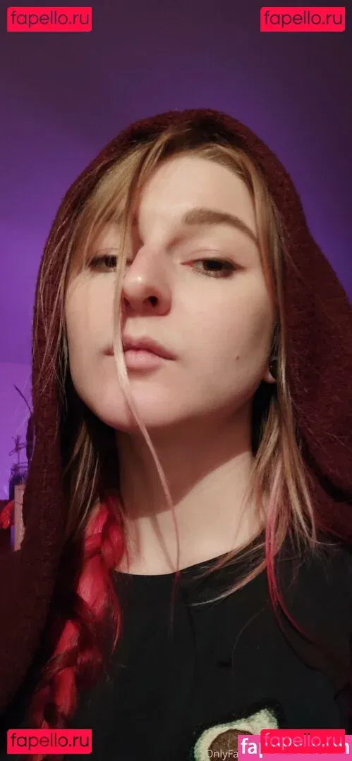 Lana Delmar Onlyfans Photo Gallery 