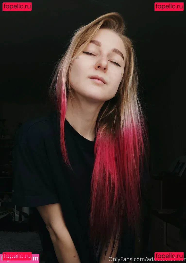 Lana Delmar Onlyfans Photo Gallery 