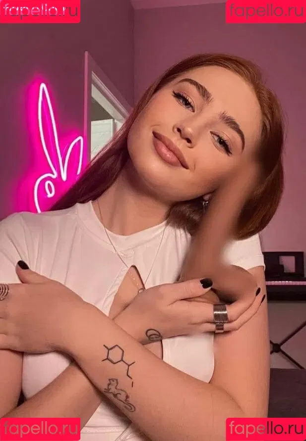 Renata Valliulina Onlyfans Photo Gallery 