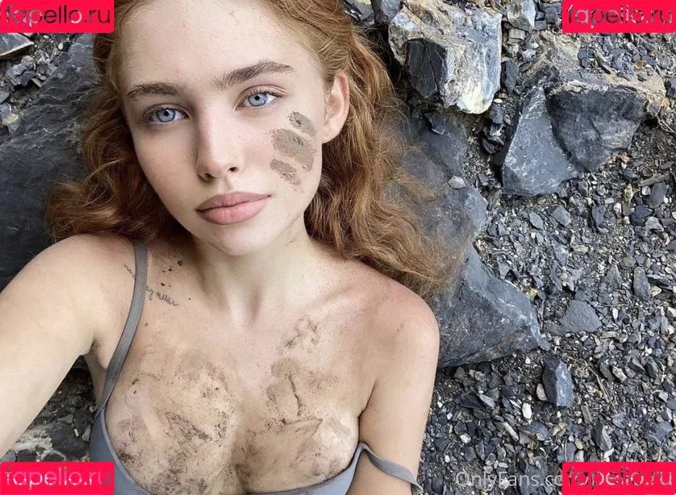 Renata Valliulina Onlyfans Photo Gallery 