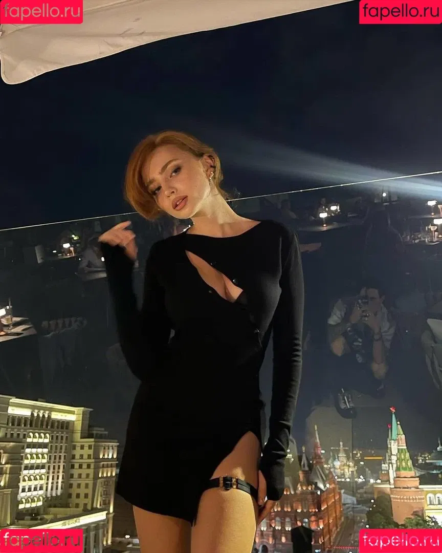 Renata Valliulina Onlyfans Photo Gallery 
