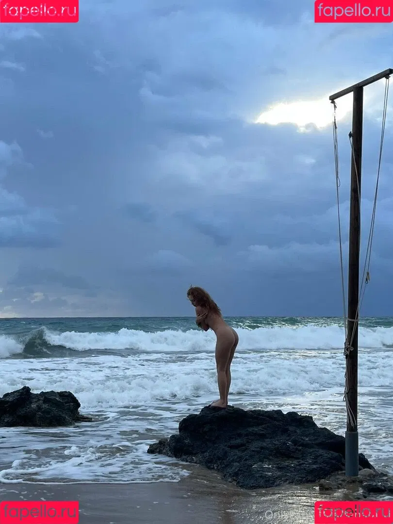 Renata Valliulina Onlyfans Photo Gallery 