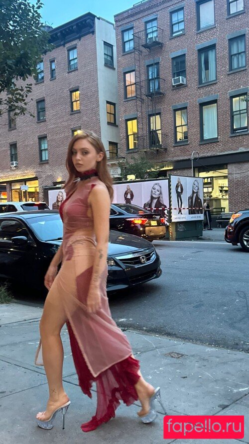 Renata Valliulina Onlyfans Photo Gallery 