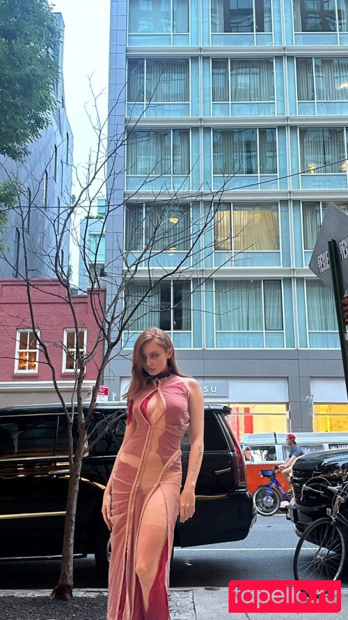 Renata Valliulina Onlyfans Photo Gallery 