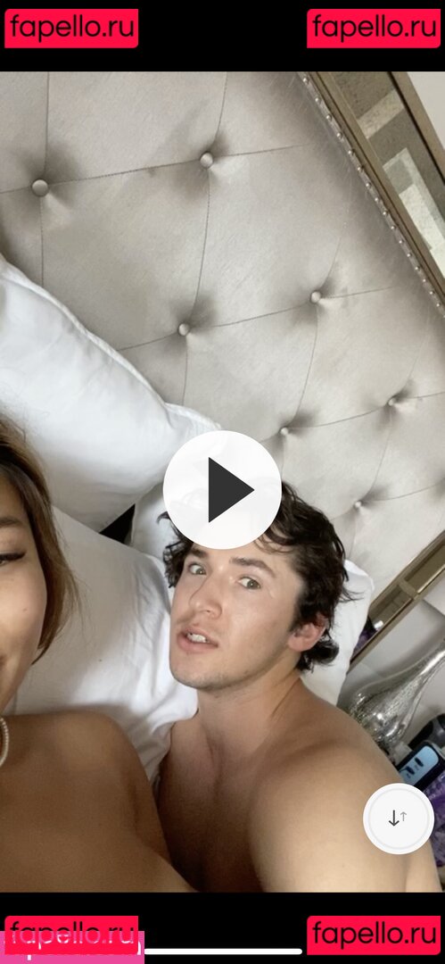 Chloe Kim / chloekim / thechloekim Onlyfans Photo Gallery 