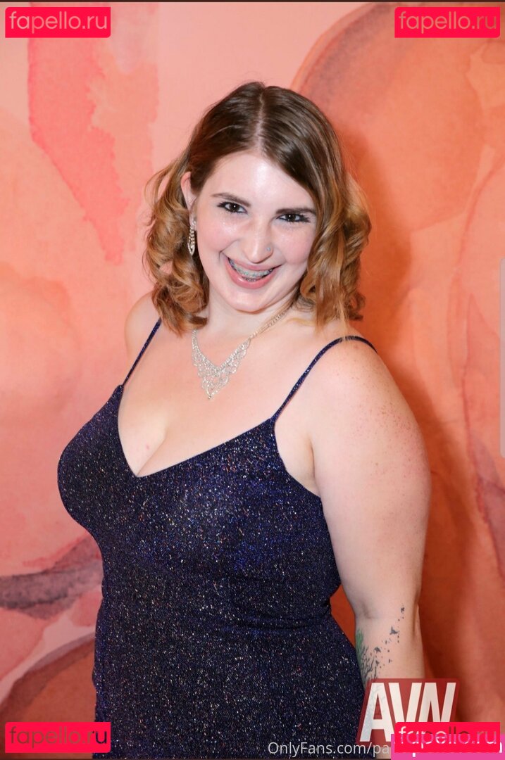 paigefuckingsteele Onlyfans Photo Gallery 