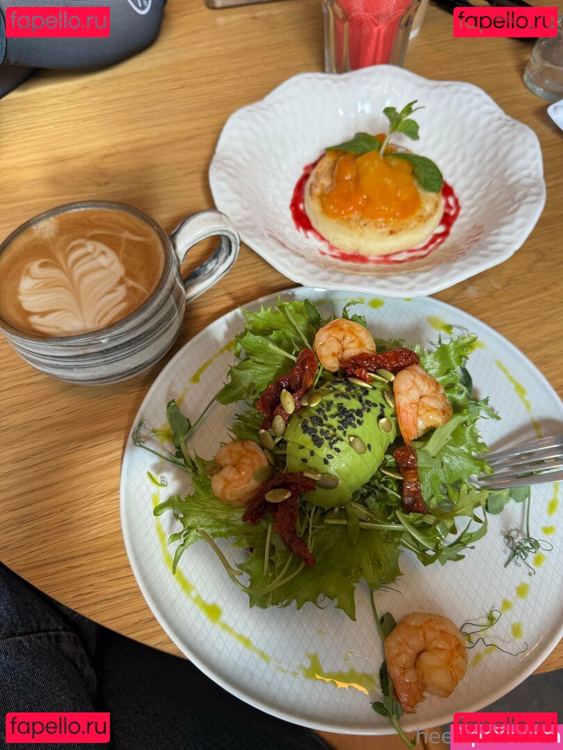 strangerhelly Onlyfans Photo Gallery 