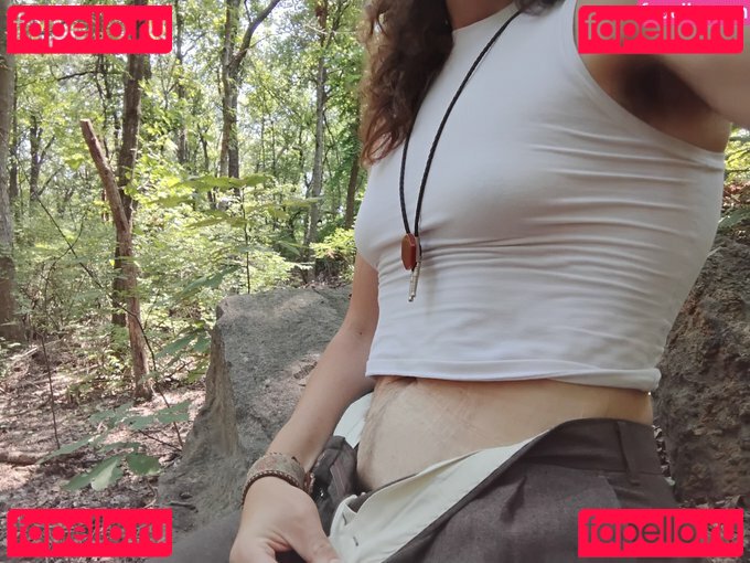 Flowers_Abaddon / homewithroo Onlyfans Photo Gallery 