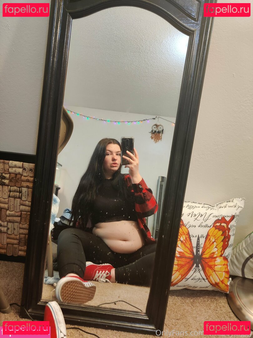 a_chubby_ass / chubbypiggy Onlyfans Photo Gallery 