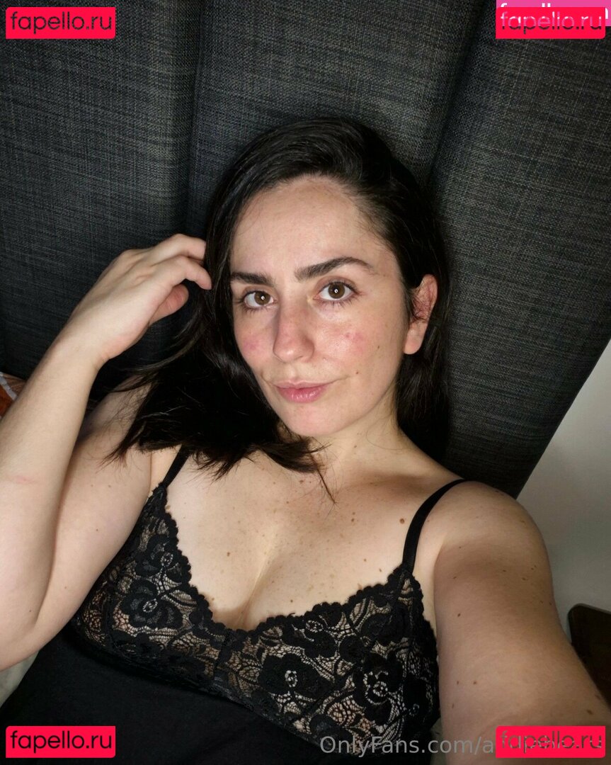 addiebears / justaddiewater Onlyfans Photo Gallery 