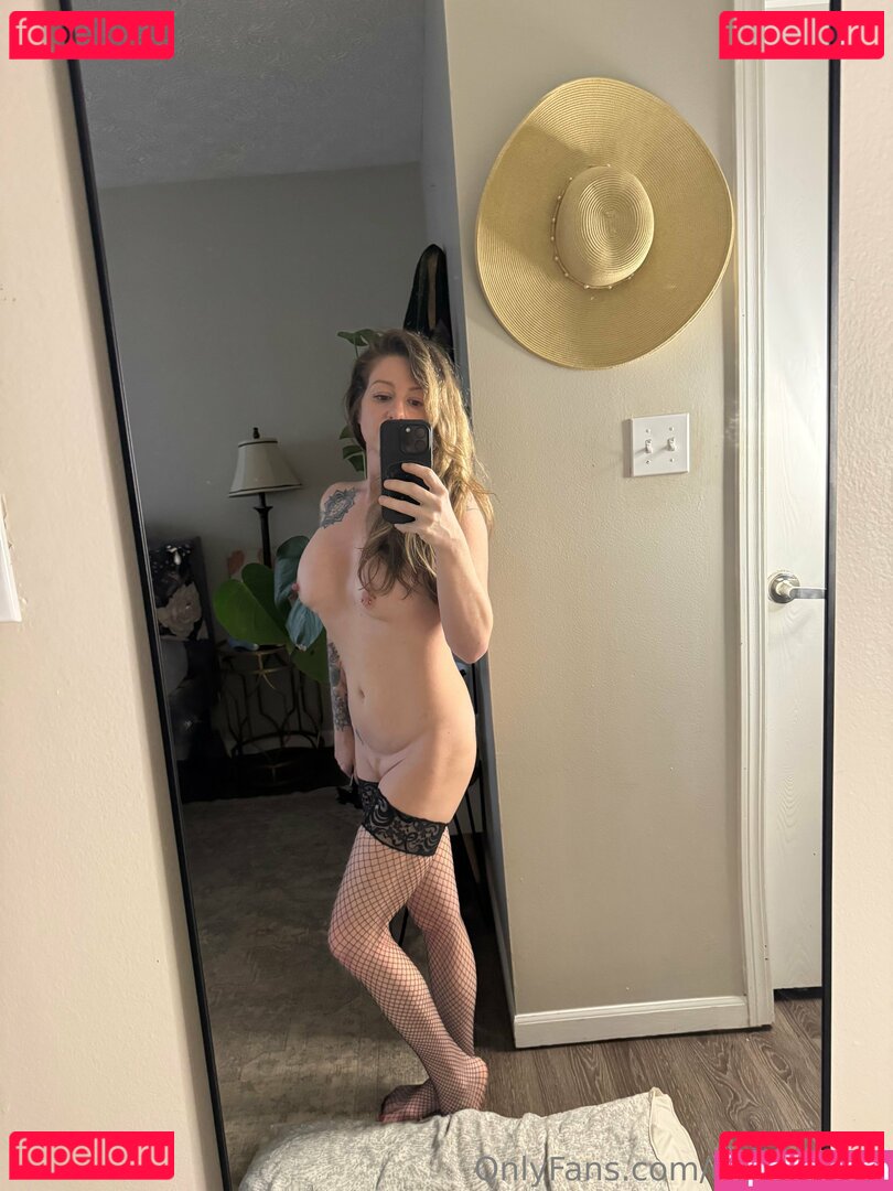 addiebears / justaddiewater Onlyfans Photo Gallery 