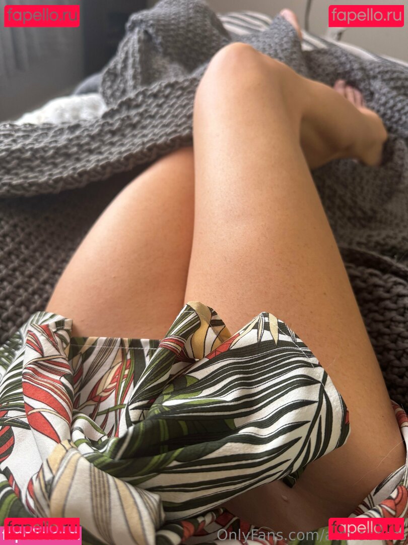 addiebears / justaddiewater Onlyfans Photo Gallery 